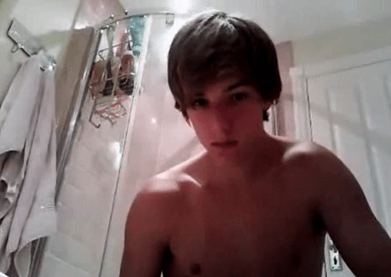 gay twink masturbates omegle cam