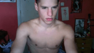 Young muscular dude jerking off on cam