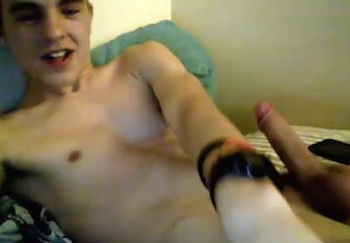 Cute Chaturbate British lad wanking on cam