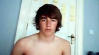 Home alone twink masturbating totally nude in his bedroom
